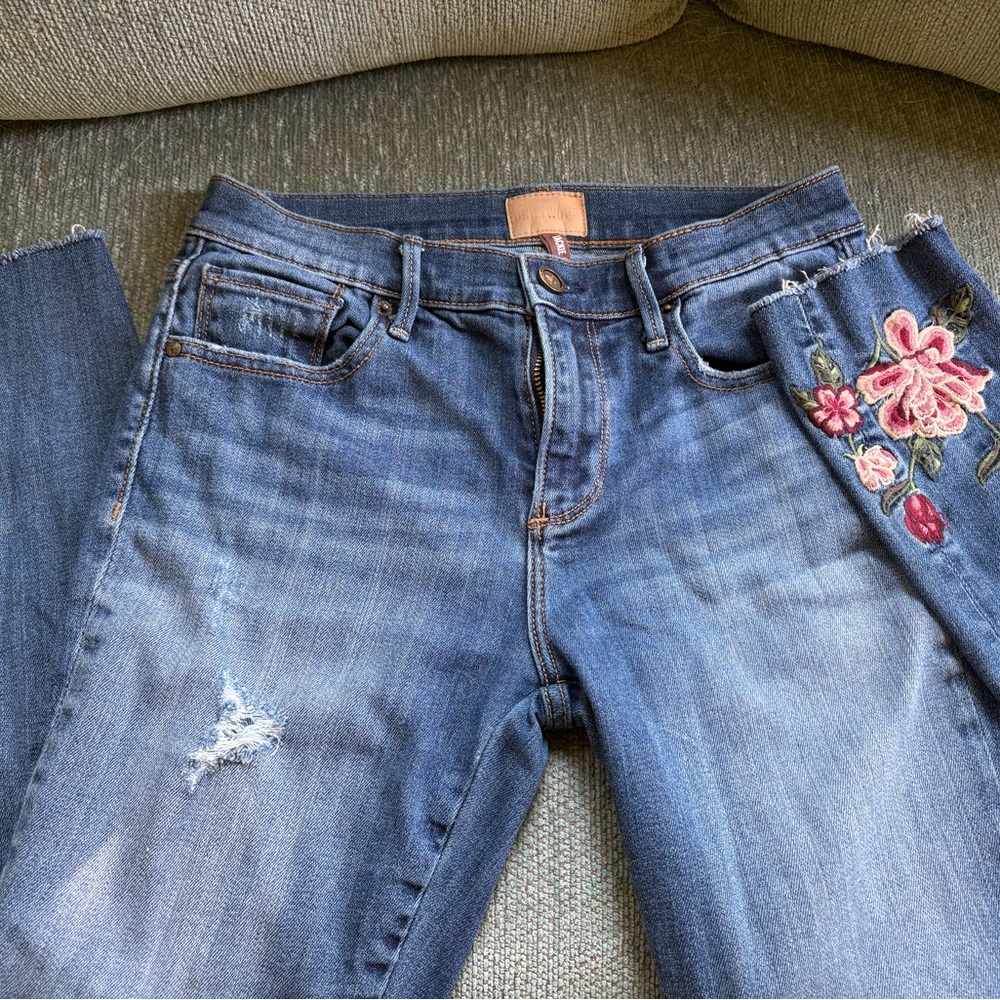 Driftwood Jackie Rose Floral Embroidered Skinny Jeans Raw Hem Stretch Size 26